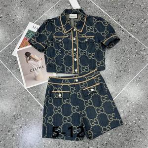 Gucci Women's Suits 121